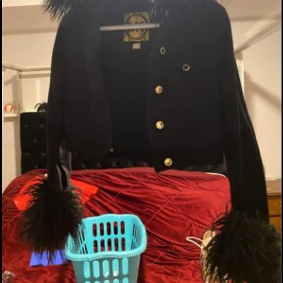 Michael Kors black jean jacket size xsmall. - Picture 5 of 7